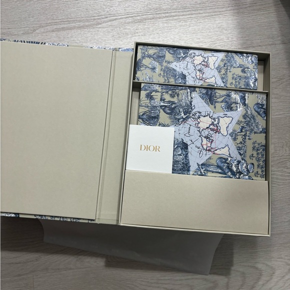 Dior Notebook and Pencil Set - Picture 6 of 7